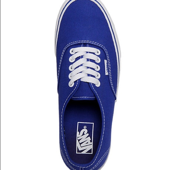 Vans Shoes - 🎉Host Pick 🎉Vans Blue Sneakers